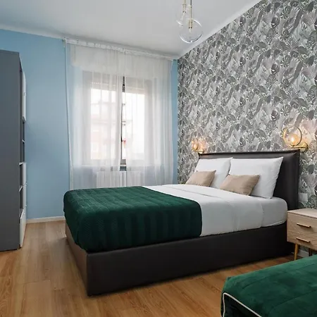 Apartment Classbnb - Just 2 Minutes Walk From Domodossola M5 Metro Station