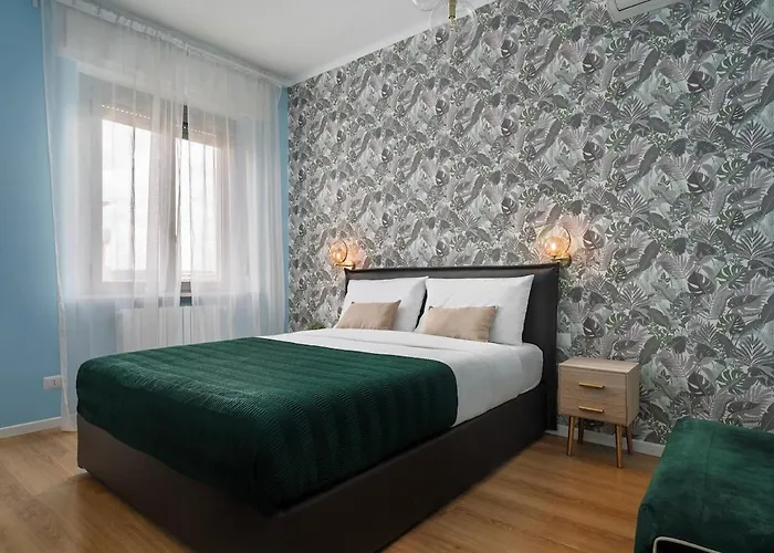 Classbnb - Just 2 Minutes Walk From Domodossola M5 Metro Station * Milano